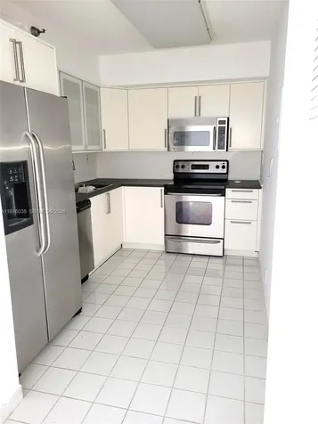 3300 NE 191st Street Aventura FL 33180