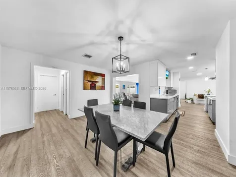5100 NE 14th Terrace Fort Lauderdale FL 33334