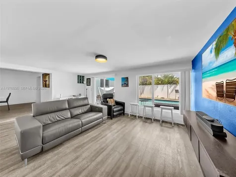5100 NE 14th Terrace Fort Lauderdale FL 33334
