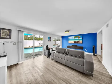 5100 NE 14th Terrace Fort Lauderdale FL 33334