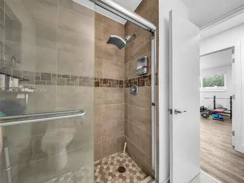 5100 NE 14th Terrace Fort Lauderdale FL 33334