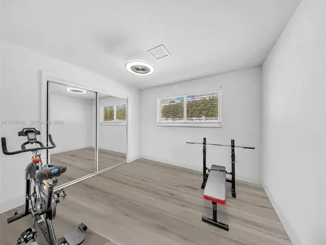 5100 NE 14th Terrace Fort Lauderdale FL 33334