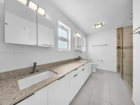 5100 NE 14th Terrace Fort Lauderdale FL 33334
