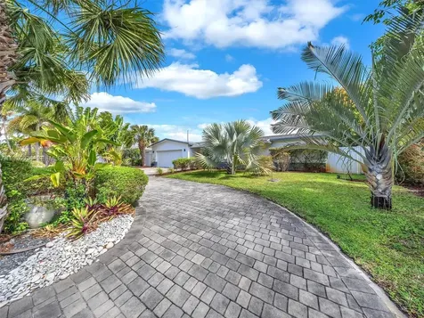 5100 NE 14th Terrace Fort Lauderdale FL 33334