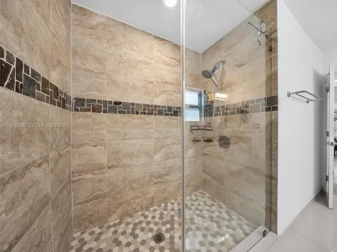 5100 NE 14th Terrace Fort Lauderdale FL 33334