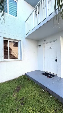 6207 SW 131st Court Miami FL 33183