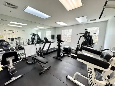 2630 SW 28th St (OVERBROOK) Miami FL 33133
