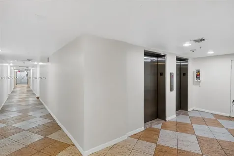 2630 SW 28th St (OVERBROOK) Miami FL 33133