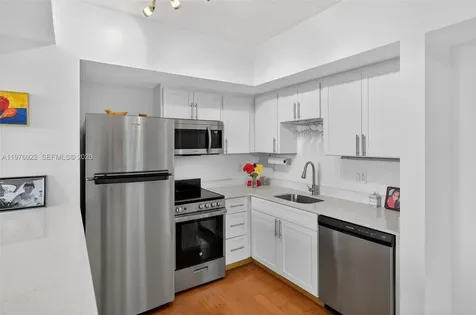 2630 SW 28th St (OVERBROOK) Miami FL 33133