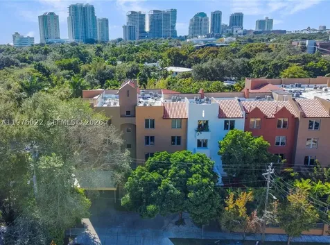 2630 SW 28th St (OVERBROOK) Miami FL 33133