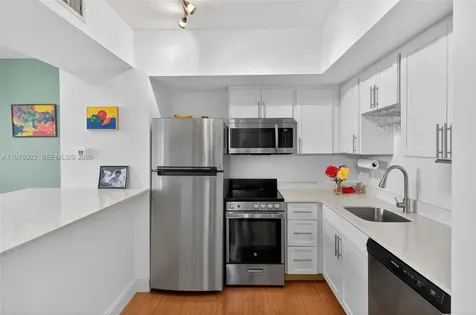 2630 SW 28th St (OVERBROOK) Miami FL 33133