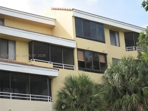 8305 SW 152 Avenue Miami FL 33193