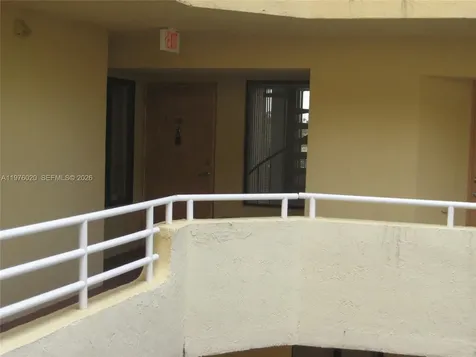 8305 SW 152 Avenue Miami FL 33193