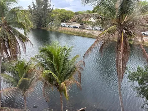 8305 SW 152 Avenue Miami FL 33193