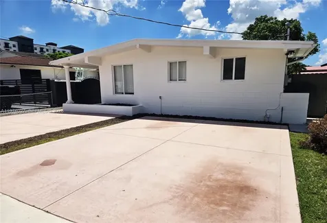 6744 SW 21st Street Miami FL 33155