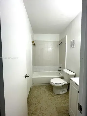 19255 NE 2nd Avenue Miami FL 33179