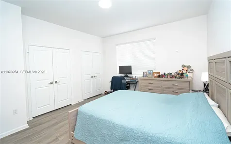 2820 NW 180th Street Miami Gardens FL 33056