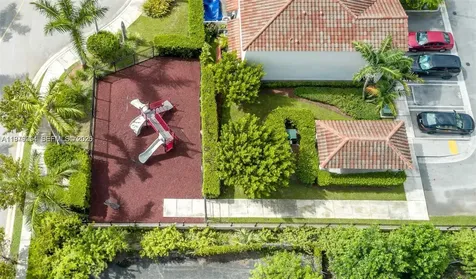 2820 NW 180th Street Miami Gardens FL 33056