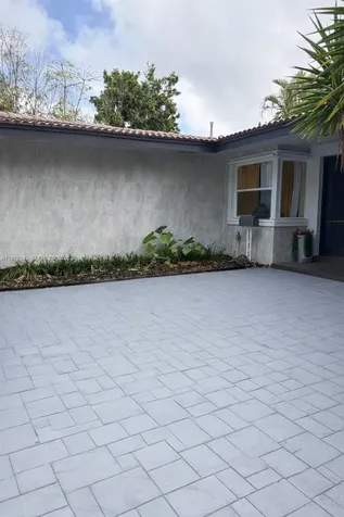 2110 NE 198th Terrace Miami FL 33179