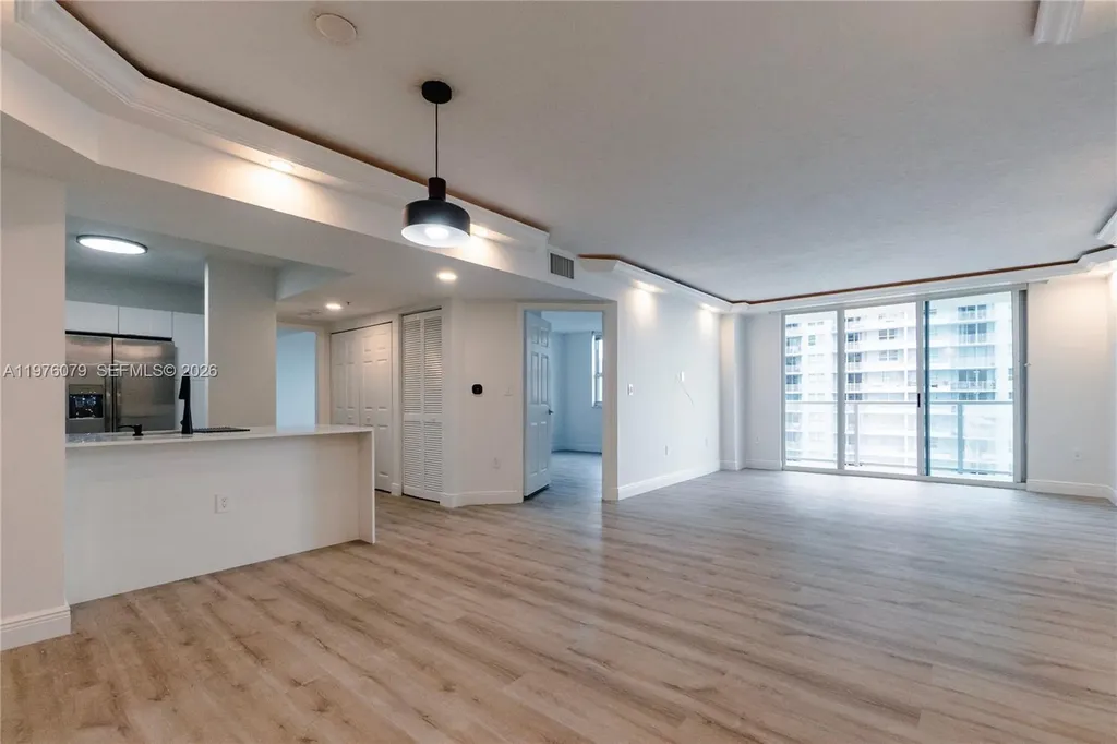 1155 Brickell Bay Drive Miami FL 33131