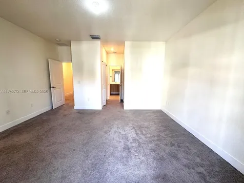 4609 NW 83rd Path Doral FL 33166