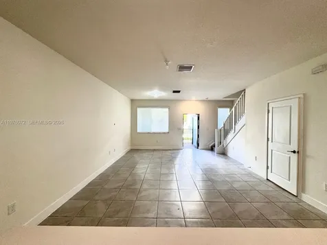 4609 NW 83rd Path Doral FL 33166
