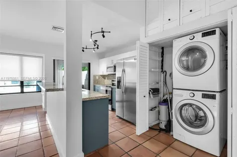 2934 W Trade Avenue Miami FL 33133