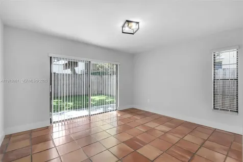2934 W Trade Avenue Miami FL 33133