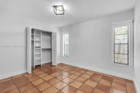 2934 W Trade Avenue Miami FL 33133