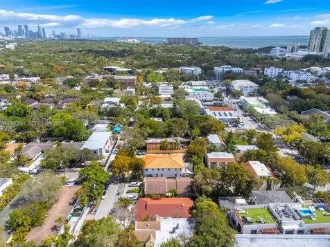 2934 W Trade Avenue Miami FL 33133