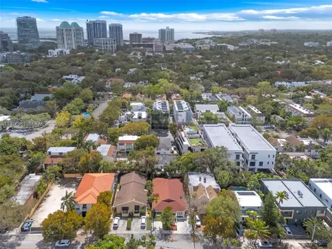 2934 W Trade Avenue Miami FL 33133