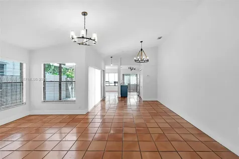 2934 W Trade Avenue Miami FL 33133