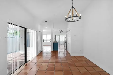 2934 W Trade Avenue Miami FL 33133
