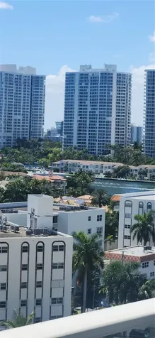 3140 S Ocean Drive Hallandale Beach FL 33009
