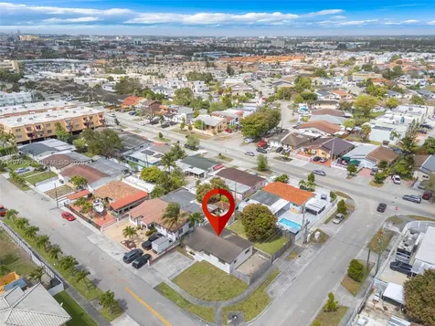 1005 W 36th Place Hialeah FL 33012