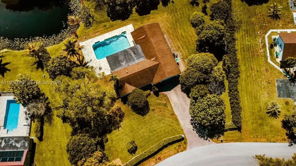 11030 SW 42nd Court Davie FL 33328