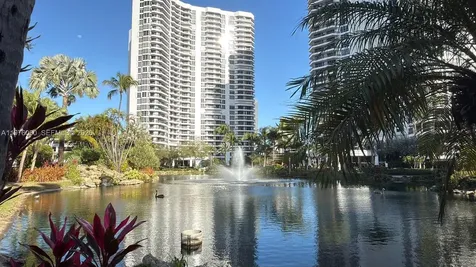 Aventura FL 33180