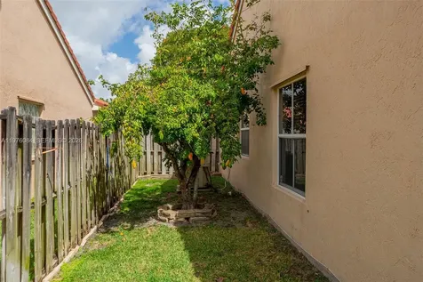 6618 Skipper Terrace Margate FL 33063