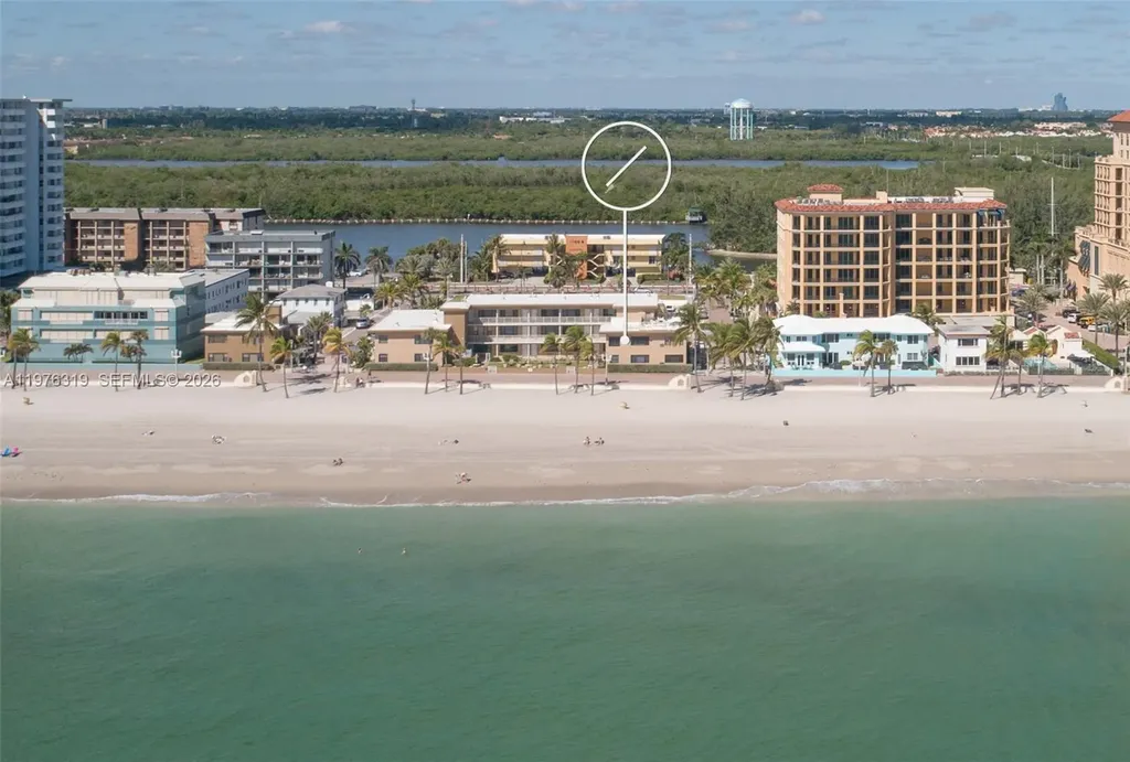 3300 N Surf Road Hollywood FL 33019