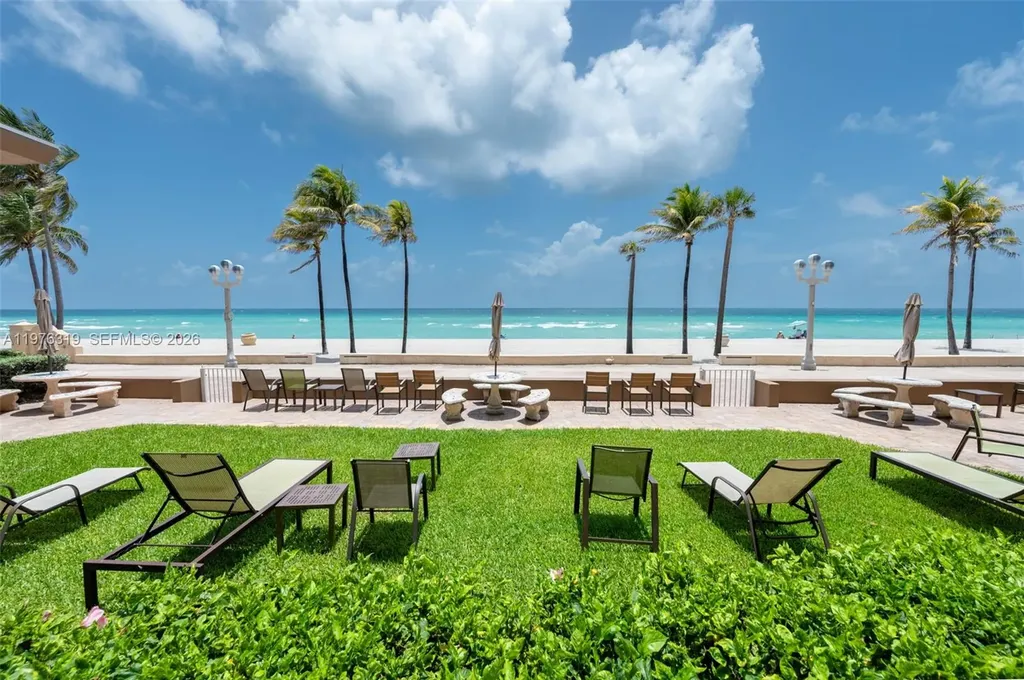 3300 N Surf Road Hollywood FL 33019