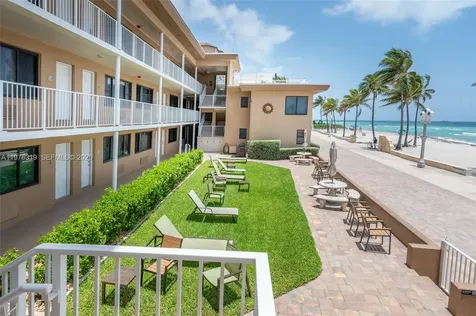 3300 N Surf Road Hollywood FL 33019