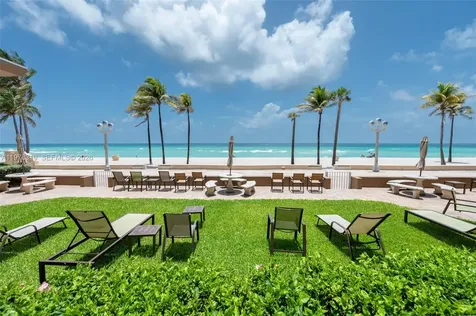 3300 N Surf Road Hollywood FL 33019