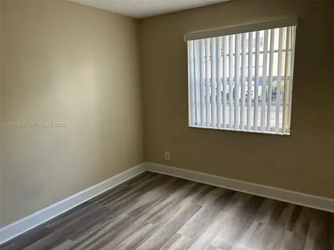 301 SW 86th Avenue Pembroke Pines FL 33025