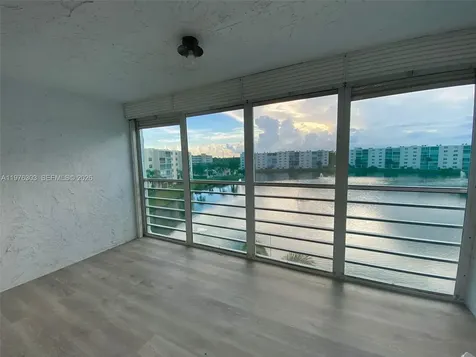 121 SE 3rd Avenue Dania Beach FL 33004