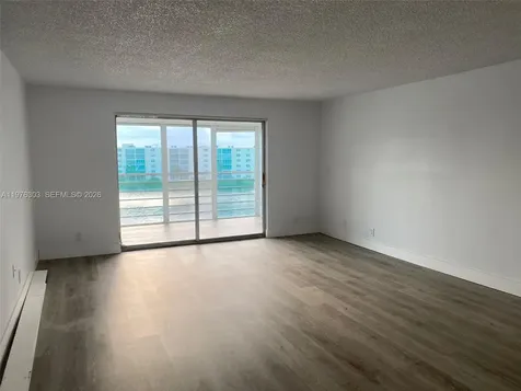 121 SE 3rd Avenue Dania Beach FL 33004