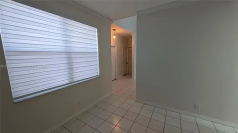 644 Sand Creek Circle Weston FL 33327