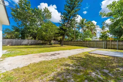 5400 Van Buren Street Hollywood FL 33021