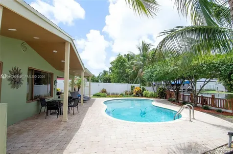 4701 SW 34th Drive Dania Beach FL 33312