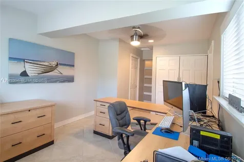 4701 SW 34th Drive Dania Beach FL 33312