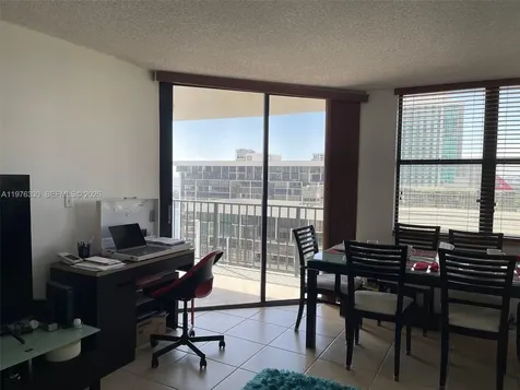 1901 Brickell Avenue Miami FL 33129